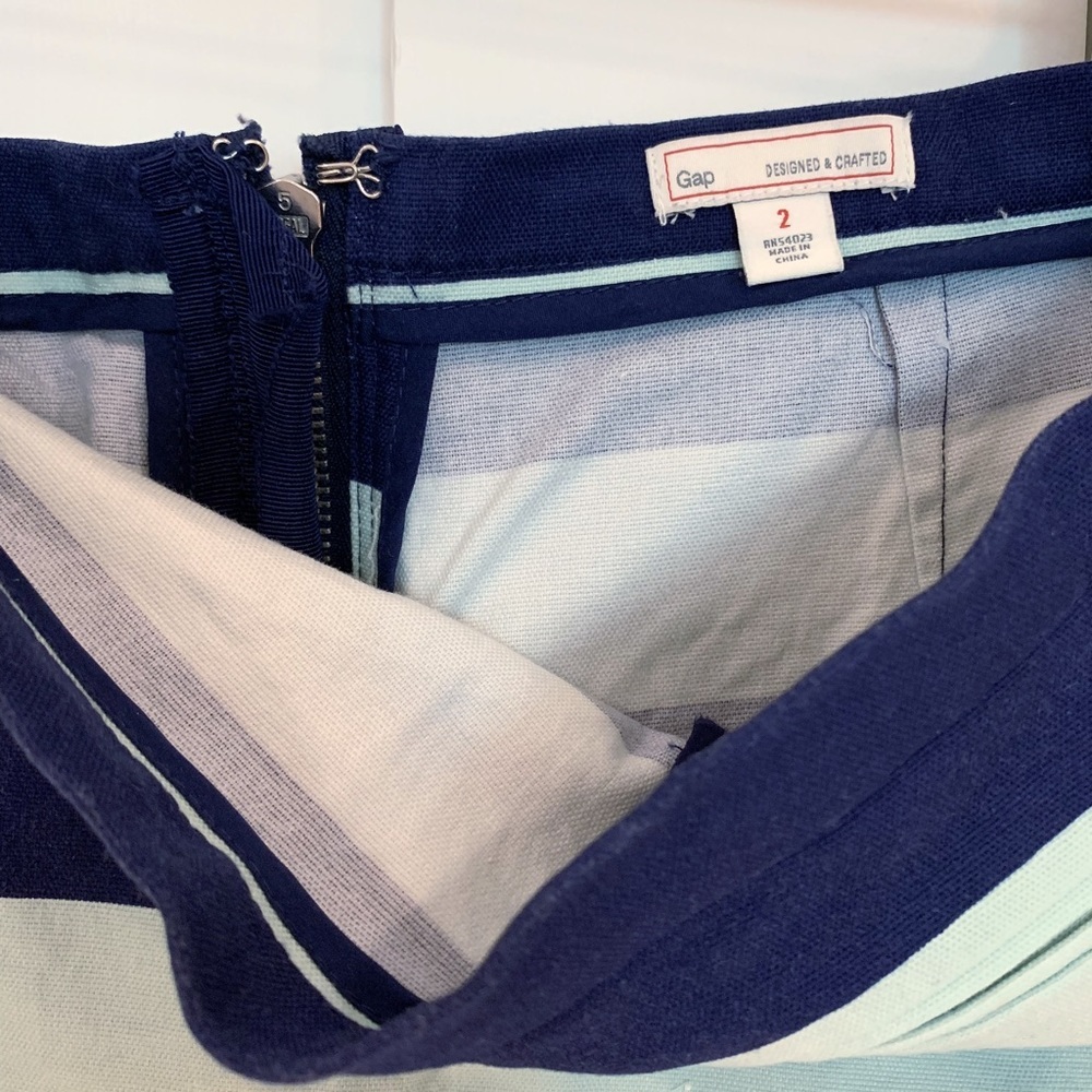 GAP Striped Back Zip Mini Skirt - Picture 3 of 5